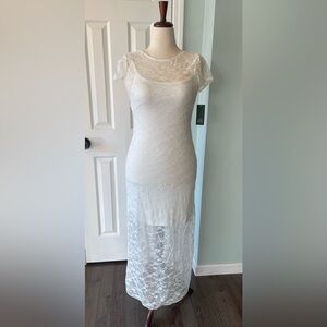 🎉 Special Price 🎉 Lace Full-Length Dress - NWT size small